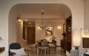 Những đường cong làm mềm căn hộ của gia đình bốn người