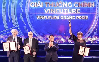 Bloomberg: Giải thưởng VinFuture là một bước tiến quan trọng đưa Việt Nam lên bản đồ khoa học thế giới