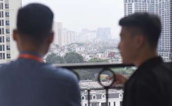 Tâm sự đầu năm 2023 của nhà đầu tư địa ốc: Vỡ mộng giàu nhanh, giờ chỉ mong thu tiền về