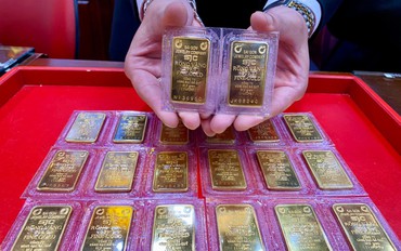 Giá vàng SJC tăng dựng đứng lên gần mốc 90 triệu đồng/lượng