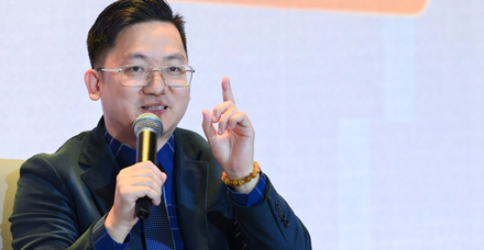 "Lượng vàng rất lớn nằm rải rác trong két sắt, gầm giường người dân"