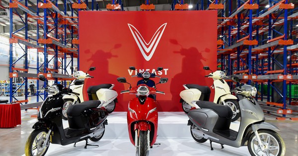 VinFast chịu lỗ 40% giai đoạn đầu cho dòng xe máy điện Klara vừa ra mắt ...