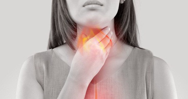 Những nguyên nhân gây ra cảm giác nóng rát ở vùng xương ức?
