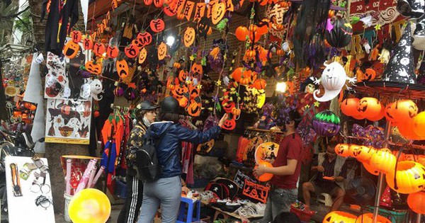 mua đồ trang trí halloween ở Hà Nội