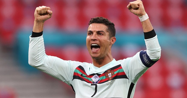 Ronaldo giành giải Vua phá lưới Euro 2020 dù bị loại ngay từ vòng 1/8 - Vimarsana News