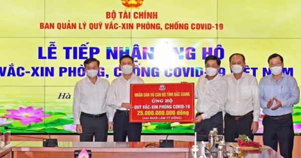 18 tổ chức, doanh nghiệp ủng hộ Quỹ Vắc xin hơn 80 tỷ đồng, riêng Bắc Giang ủng hộ 25 tỷ, các doanh nghiệp Hàn Quốc đã ủng hộ hơn 10 triệu USD - Vimarsana News