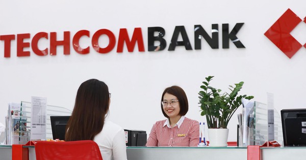 Cần "thưởng room tín dụng" cho ngân hàng giảm mạnh lãi suất vay - Vimarsana News