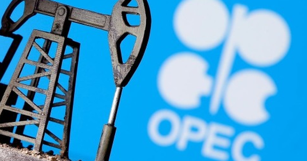 OPEC+ khó tăng sản lượng, chuyên gia lo ngại giá dầu có thể phi mã lên 150 USD/thùng ngay trong quý I