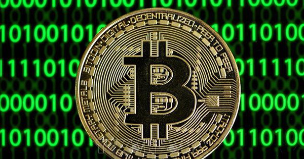 Năm 2023, giá Bitcoin có thể giảm 70% và giá vàng có thể tăng 30% lên 2.250 USD/ounce