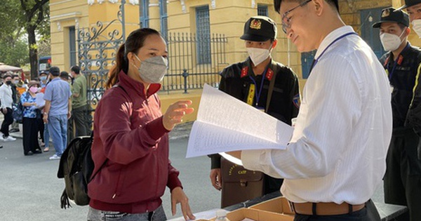 Bị hại vụ Alibaba lừa đảo đến TAND TP HCM đông dần