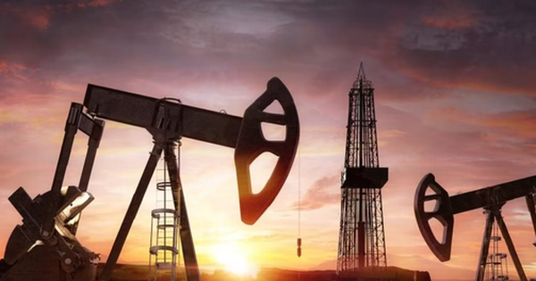 Đường ống quan trọng “bị tắc”, Trung Quốc rục rịch trở lại bình thường khiến giá dầu tăng trở lại