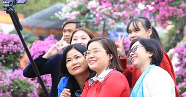 Gần 100.000 lượt người dự lễ hội hoa Mê Linh 2022