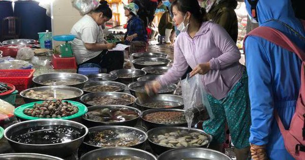 Dựa vào địa chỉ và thông tin về quán, chúng ta có thể kết luận rằng quán này có dễ tìm không?
