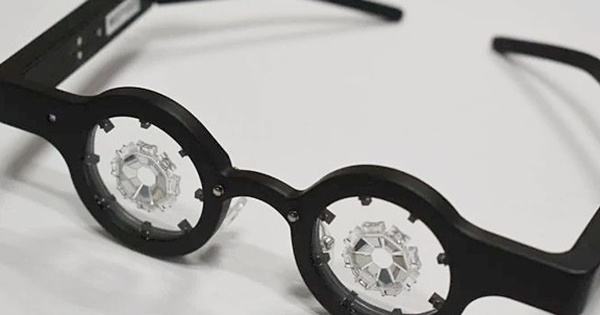 Thời gian sử dụng và đeo kính chữa cận thị là bao lâu?
