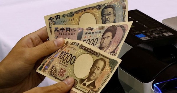 日本円が注目を集め、米ドルは大きく変動し、旧正月に株式は輝きます