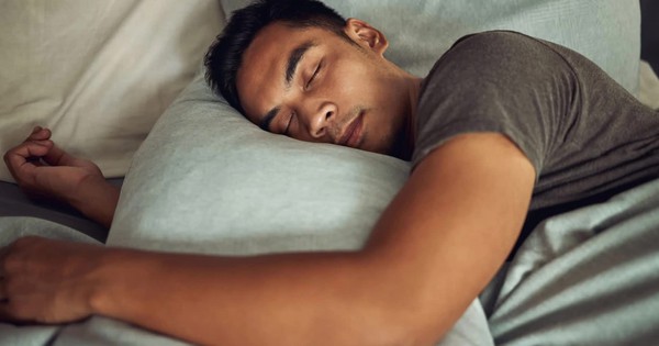Ngủ mấy tiếng mỗi ngày thì sống thọ? Nghiên cứu cho biết 