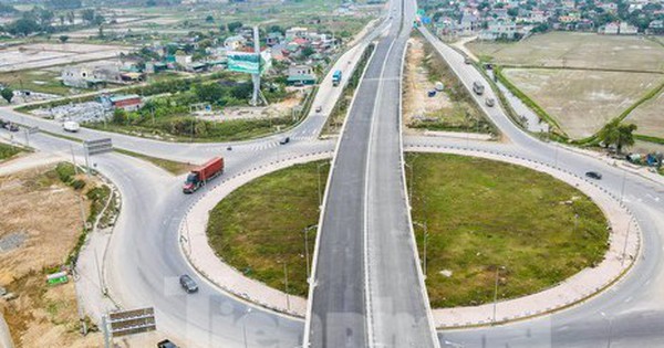 Toàn cảnh cao tốc hơn 12.000 tỷ đồng nối Ninh Bình - Thanh Hóa sắp thông xe