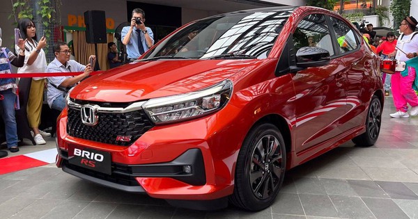 新しいヘッド、大きな画面、ベトナム版よりも優れた装備、しかし再びヒュンダイ i10 と戦い始めるとサイズダウンしやすい