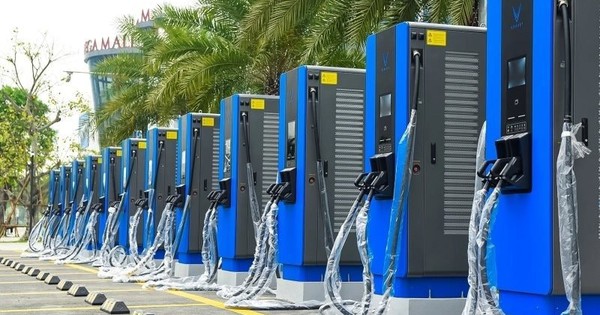 "Đại gia" Nhà nước vừa bắt tay Vingroup phát triển hệ thống trạm sạc xe điện toàn quốc thu hơn 27.000 tỷ đồng từ bán điện sau 11 tháng