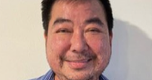 Choáng với thú chơi xe sang của ông trùm "cát tặc"