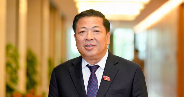 Bổ nhiệm 4 nhân sự Bộ Quốc phòng, tân Bộ trưởng Bộ GTVT nhận thêm nhiệm vụ