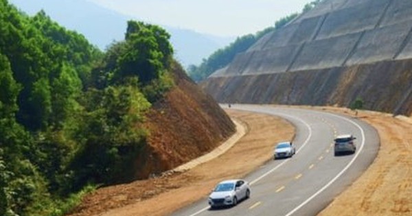 Thứ trưởng GTVT: Sắp mở rộng 5 tuyến cao tốc 2 làn xe