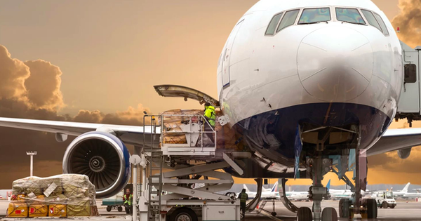 "Ông trùm" Phục vụ Mặt đất sân bay Tân Sơn Nhất lên mục tiêu lợi nhuận tăng trưởng năm thứ 3 liên tiếp, cổ tức tiền mặt 25%, cổ phiếu âm thầm về đỉnh 2 năm