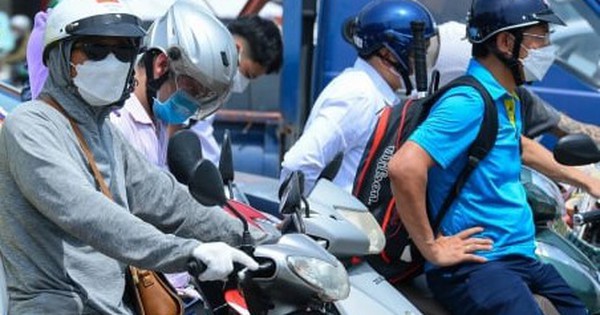 Bộ Y tế khuyến cáo người dân hạn chế ra ngoài ngày nắng nóng