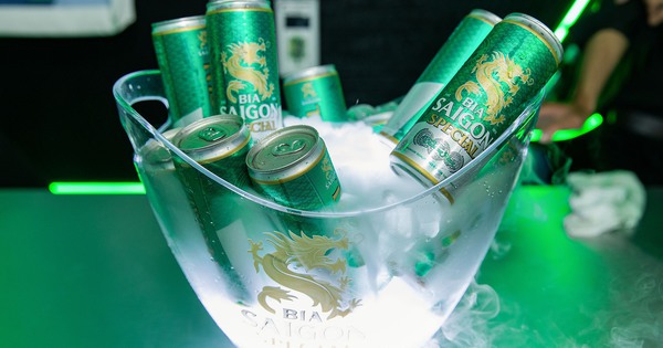 "Ngụm bia" của người Thái bớt đắng: Sabeco tự tin với "cơ hội vàng" đưa doanh thu và lợi nhuận 2024 tăng trưởng, tiếp tục "dốc hầu bao" trả cổ tức tỷ lệ 35%