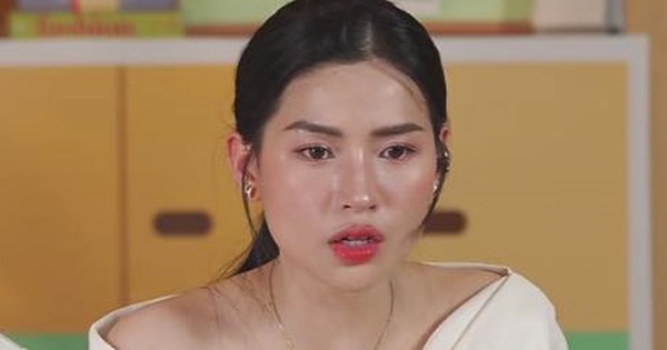 Sự cố hi hữu khiến Võ Hà Linh phải xin lỗi 316.000 người trong phiên livestream lập kỷ lục 6/6