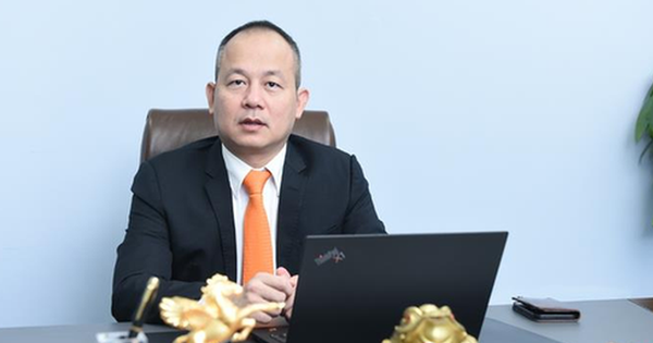 APG 'lau sàn' sau hai phiên liên tiếp, Chủ tịch Nguyễn Hồ Hưng muốn gom 2 triệu cổ phiếu