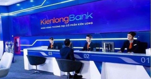 Nữ chủ tịch một ngân hàng sắp từ nhiệm