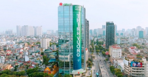 VPBank ghi danh trong PRIVATE 100