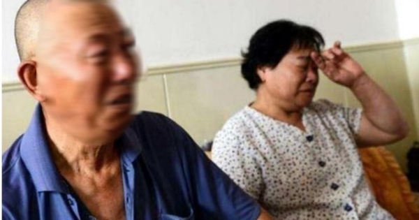 Lương hưu của vợ chồng tôi là 30 triệu/tháng, có 2 tỷ tiết kiệm nhưng tuổi già không được bình yên, lúc nào cũng nơm nớp lo sợ một người đi trước