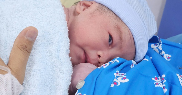 Những công dân đầu tiên chào đời tại TP HCM vào năm 2025