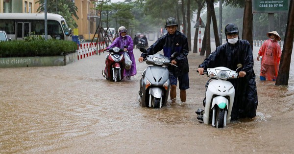 Đến sáng nay, Hà Nội còn bao nhiêu điểm ngập sâu?