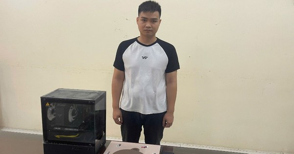 Tạm giữ Nguyễn Phúc Tới, khám xét thu giữ nhiều tài liệu