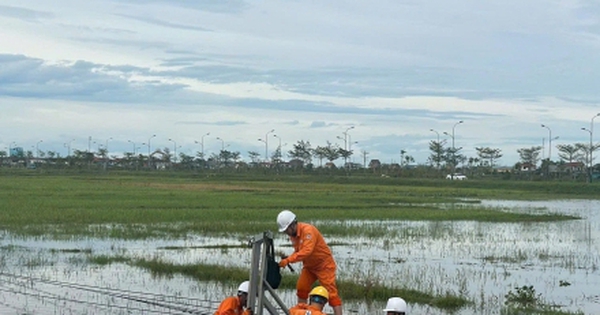 EVN cập nhật tình hình khắc phục sự cố điện sau bão số 10