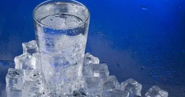 Uống nhiều nước chưa chắc đã tốt: 4 cách uống nước tai hại mà 9/10 người đang mắc phải