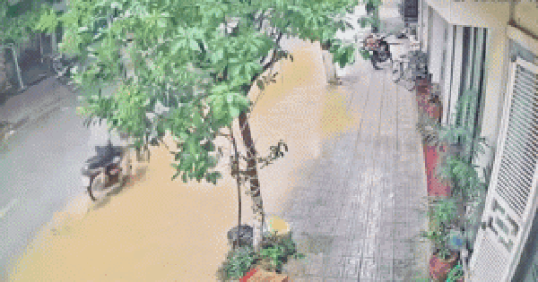 Nước lũ "nhấn chìm" con phố trong phút chốc ở Cao Bằng: Đoạn clip giải đáp nhiều thắc mắc