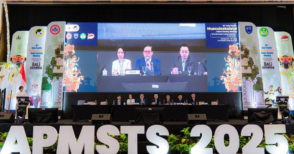 Chuyên gia quốc tế “kinh ngạc” trước bước tiến của Vinmec trong điều trị ung thư xương