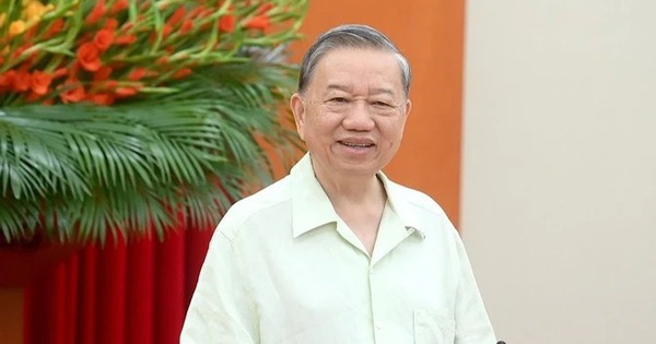 Tổng Bí thư: Phát triển nhanh phải chuyển đổi số nghiêm túc, đây không phải là thứ để trang điểm