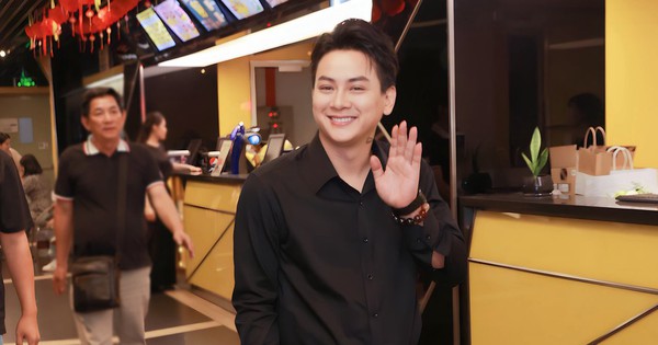 Ngoại hình gây sốc tột độ của Hoài Lâm, không ai dám tin đây là sự thật