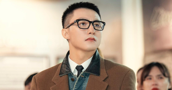 Sơn Tùng M-TP sao thế?