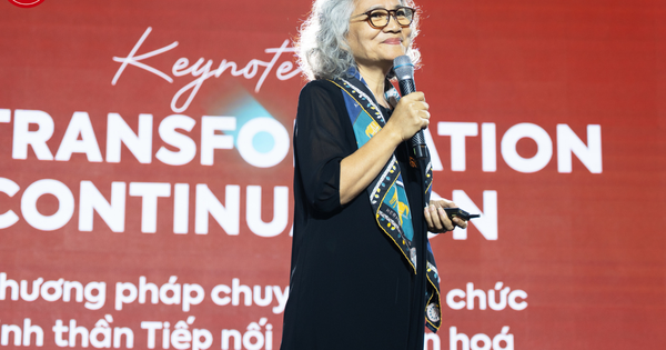 Chủ tịch VNDirect - Bà Phạm Minh Hương đưa ra “chiếc la bàn” của chuyển đổi tổ chức, khẳng định: “Con người” là cốt lõi của mọi sự chuyển đổi