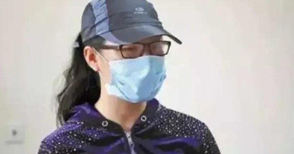 Đến ngân hàng rút sổ tiết kiệm 11 triệu đồng, người phụ nữ  nhận được hơn 111 triệu tiền mặt, đem trả lại thì bị từ chối: “Chúng tôi không thiếu tiền”