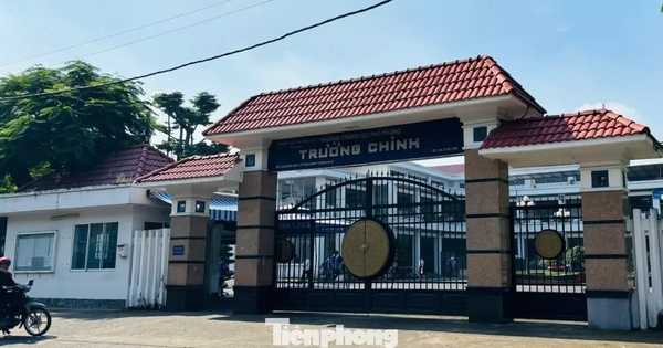 Mất điện thoại, giáo viên yêu cầu cả lớp viết 'người nghi ngờ' khiến phụ huynh bức xúc