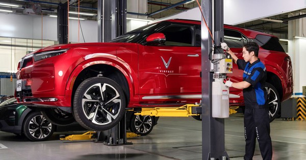 Tỷ phú Phạm Nhật Vượng tung chương trình chưa từng có, khách VinFast ở hàng loạt tỉnh được hỗ trợ đặc biệt