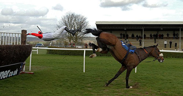 Gần 150 cổ phiếu giảm sàn, vốn hóa TTCK Việt Nam "bay" 442.000 tỷ trong phiên 20/10