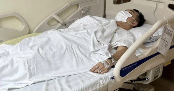 Ưng Hoàng Phúc nhập viện